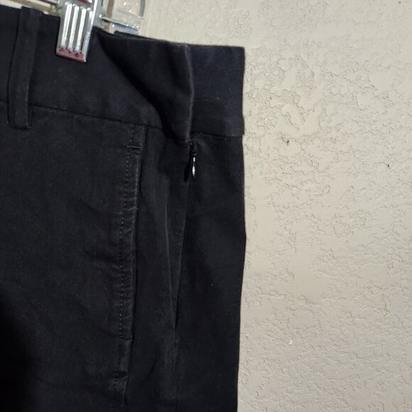 Lilly Pulitzer Short Womens size 10 Mid-Rise Side Zip Black - Picture 2 of 14